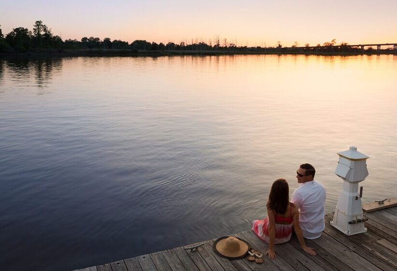 اتاق استاندارد با تخت دوبل, Ballast Wilmington, Tapestry Collection By Hilton