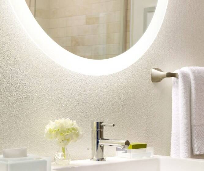 اتاق استاندارد با تخت دوبل, Ballast Wilmington, Tapestry Collection By Hilton