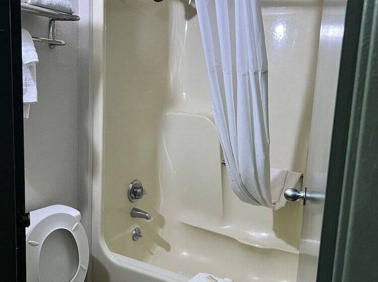 스탠다드 룸 더블 침대 2개, Days Inn By Wyndham College Park Airport Best Road