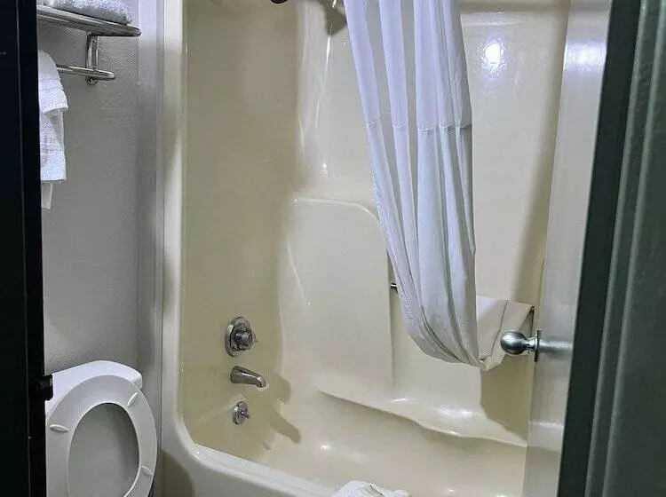 اتاق استاندارد با 2 تخت دوبل, Days Inn By Wyndham College Park Airport Best Road