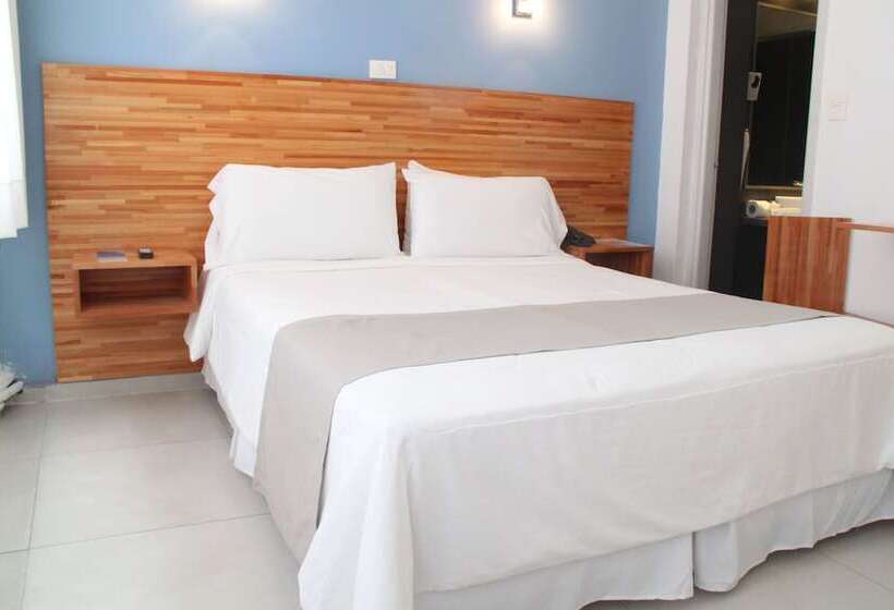 غرفة قياسية ثلاثية, Florinda