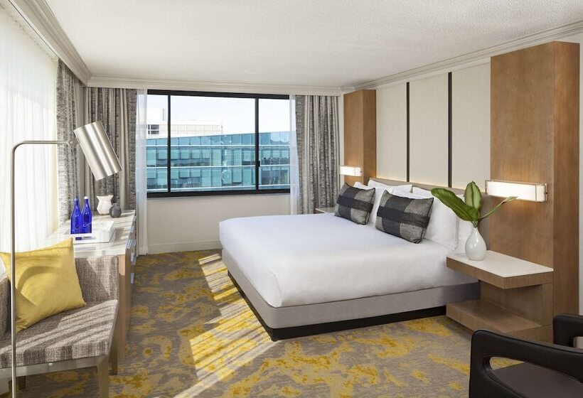 Номер Deluxe, Hilton Washington Dc Capitol Hill