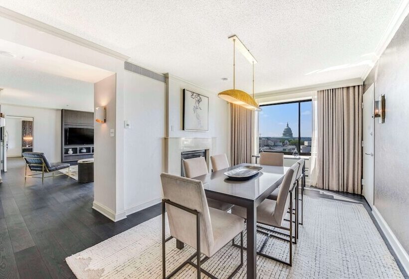 Президентский Люкс, Hilton Washington Dc Capitol Hill