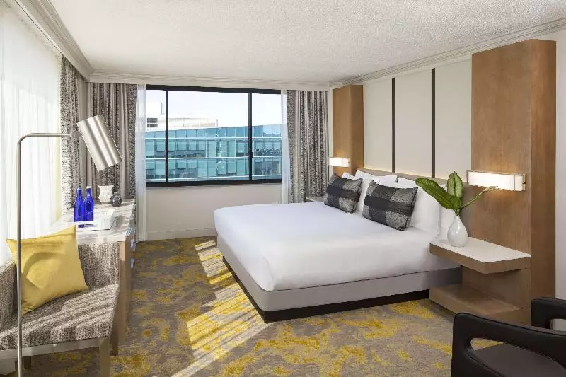اتاق لوکس با تخت بزرگ, Hilton Washington Dc Capitol Hill