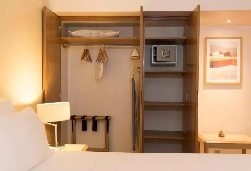 スタンダードルーム, Holiday Inn Montevideo, An Ihg
