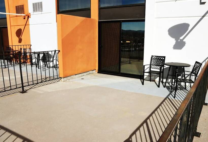 חדר פרמיום, J Resort