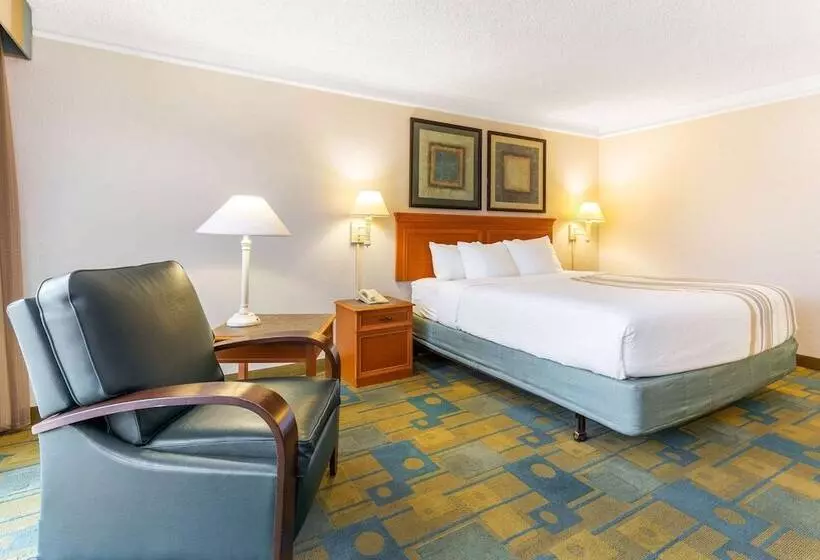 デラックスルーム, La Quinta By Wyndham Redding