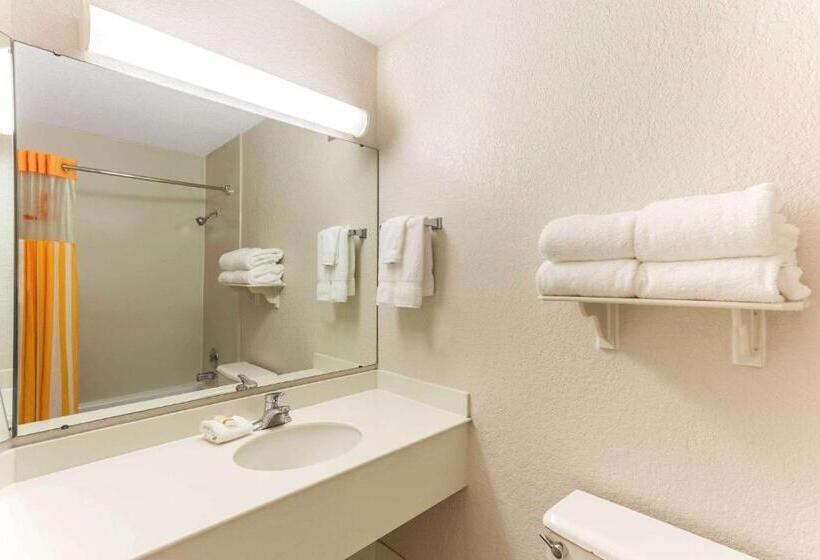 غرفه قياسيه سريرين مزدوجين, La Quinta By Wyndham Redding