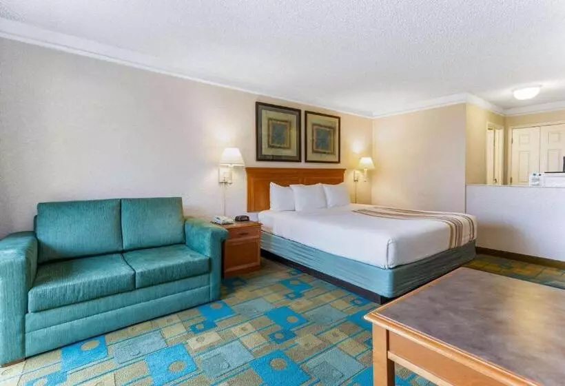 キングサイズベッドのエクゼクティブルーム, La Quinta By Wyndham Redding