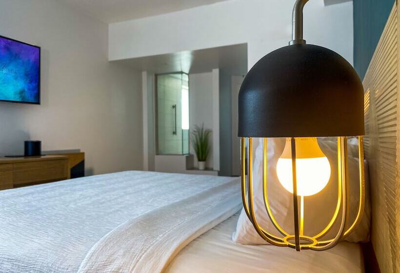 Standard-huone King-vuode, Marseilles Beachfront