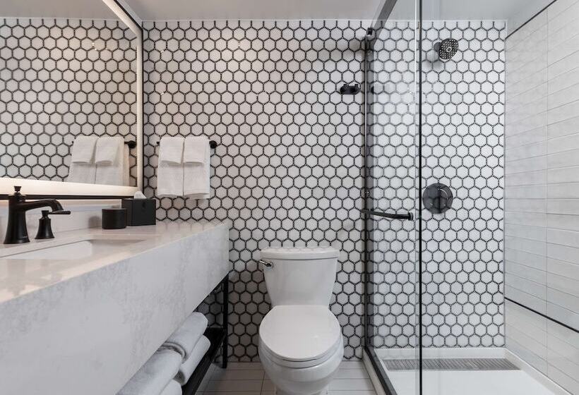 Номер Стандарт Двуспальная Кровать, Mills House Charleston, Curio Collection By Hilton