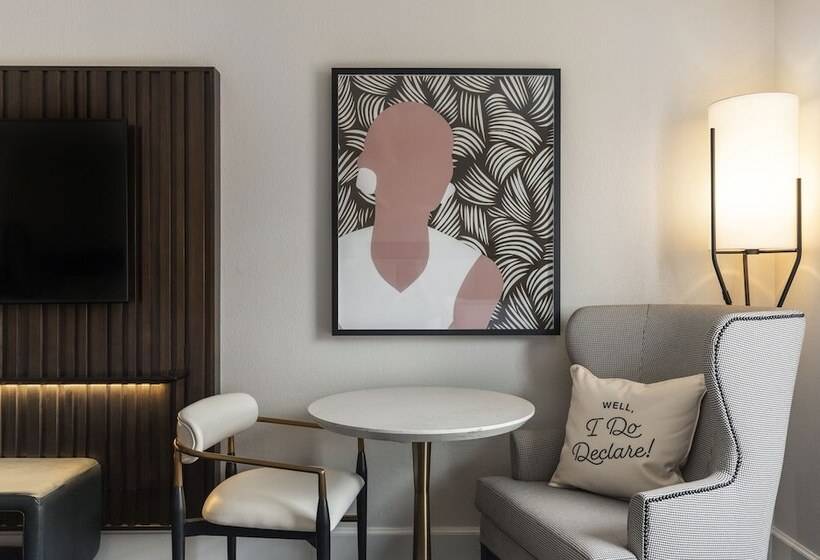 장애인용 디럭스룸, Mills House Charleston, Curio Collection By Hilton