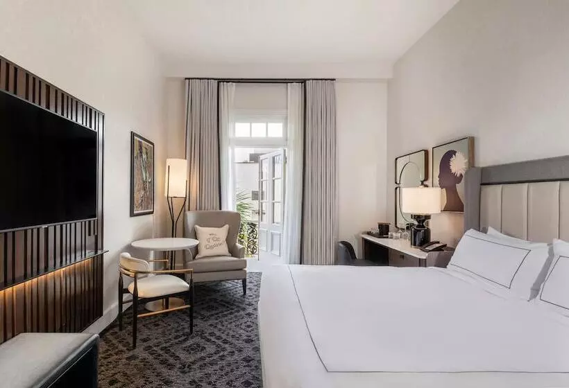 ダブルベッドスタンダードルーム, Mills House Charleston, Curio Collection By Hilton
