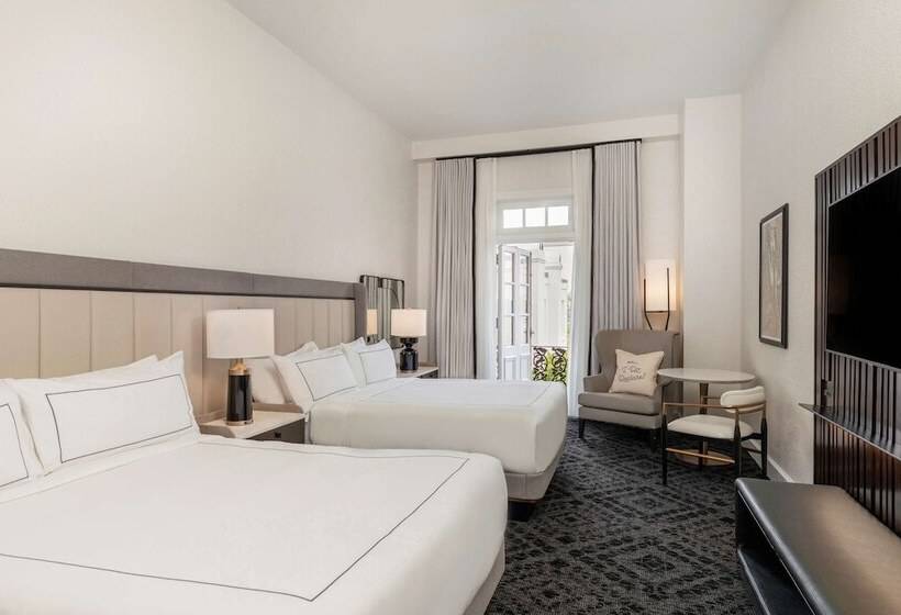 스탠다드 룸 더블 침대 2개, Mills House Charleston, Curio Collection By Hilton