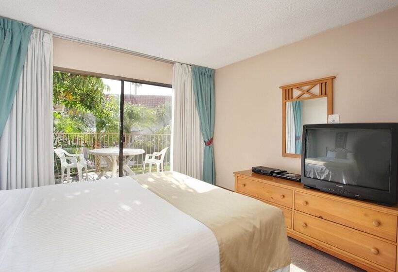 Студия Deluxe, Oceanside Marina Suites  A Waterfront