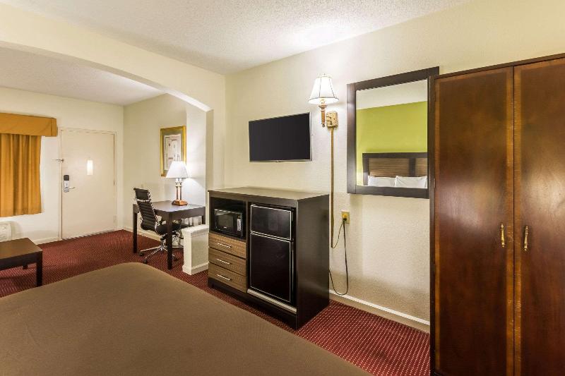 带大床的标准间, Suburban Studios Florence I 95