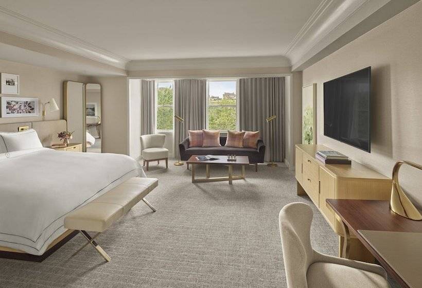 スタンダードスタジオ, The Newbury Boston