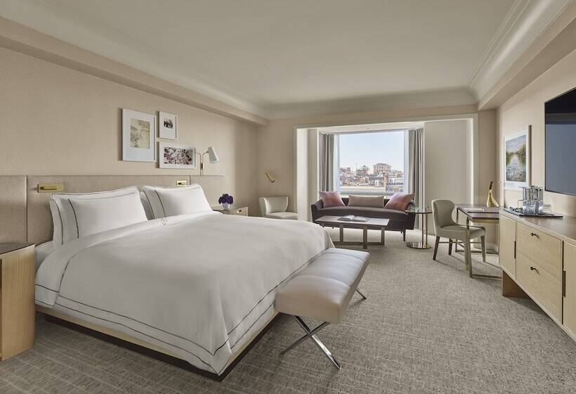 スタンダードスタジオ, The Newbury Boston