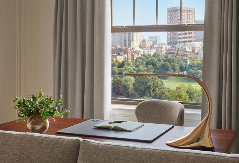 ガーデンビュースイート, The Newbury Boston