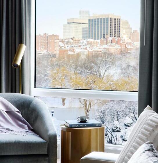 プレジデントスイートルーム, The Newbury Boston
