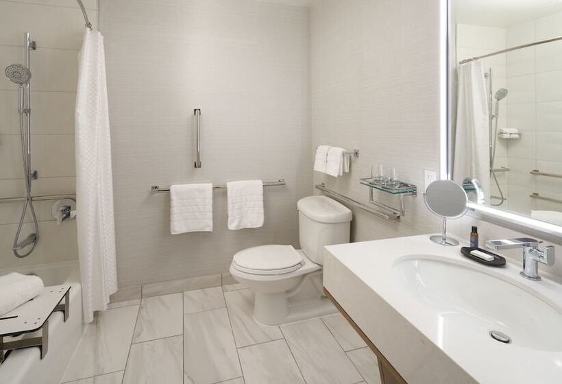 חדר קלאב, The Westin Indianapolis