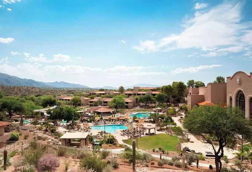 اتاق لوکس با چشم‌انداز استخر, The Westin La Paloma Resort & Spa