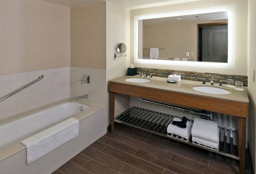 חדר דלוקס נוף למגרש גולף, The Westin La Paloma Resort & Spa