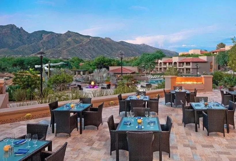 اتاق لوکس با چشم‌انداز استخر, The Westin La Paloma Resort & Spa
