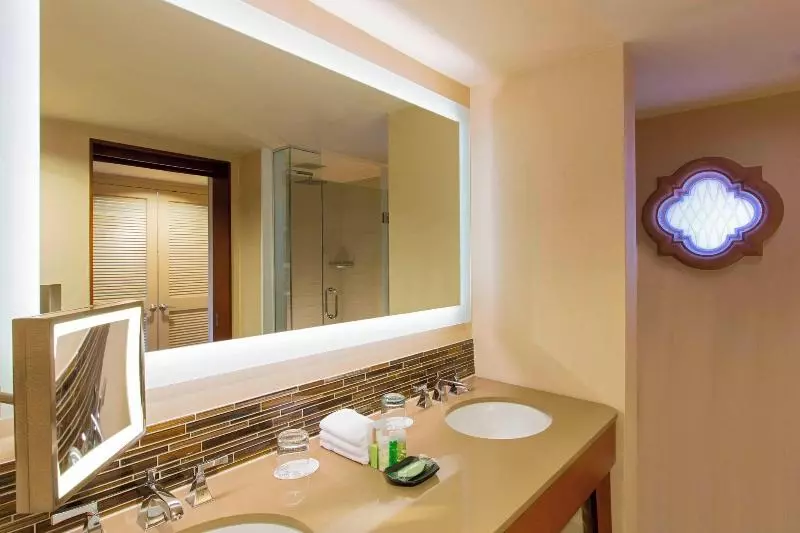 اتاق استاندارد با تخت بزرگ, The Westin La Paloma Resort & Spa
