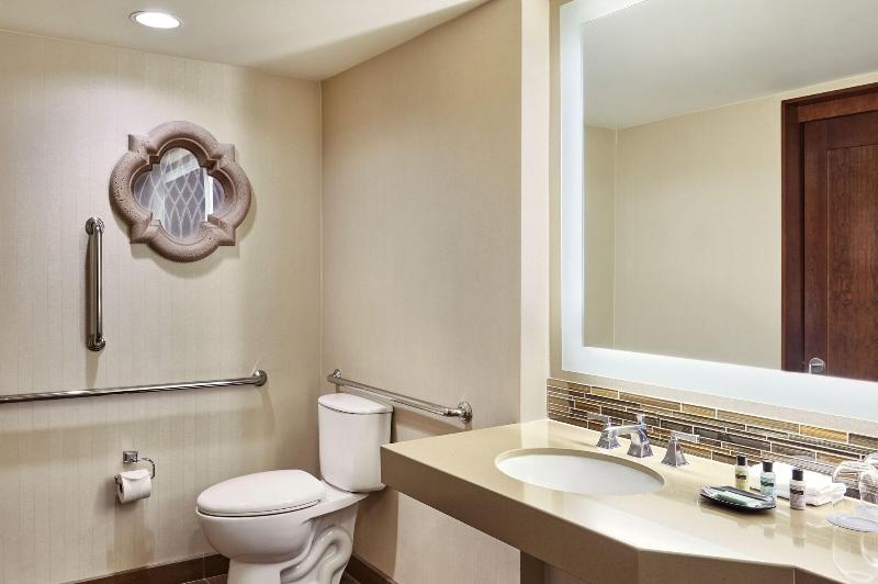 اتاق استاندارد با تخت بزرگ, The Westin La Paloma Resort & Spa