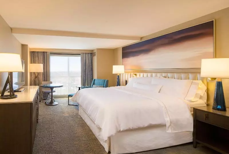 キングサイズベッドのスタンダードルーム, The Westin Tampa Waterside
