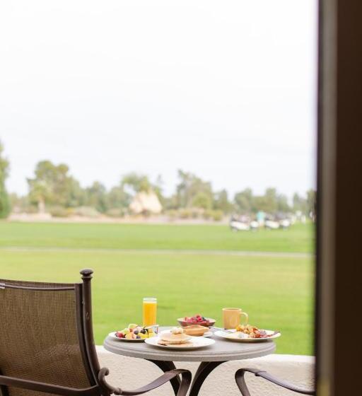 带大床的套房, The Wigwam