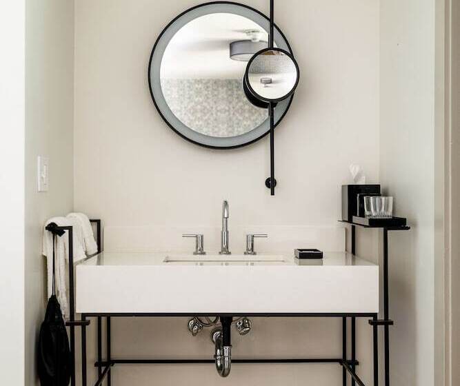 ダブルベッドスタンダードルーム, Waynesville Inn And Golf Club, Tapestry Collection By Hilton