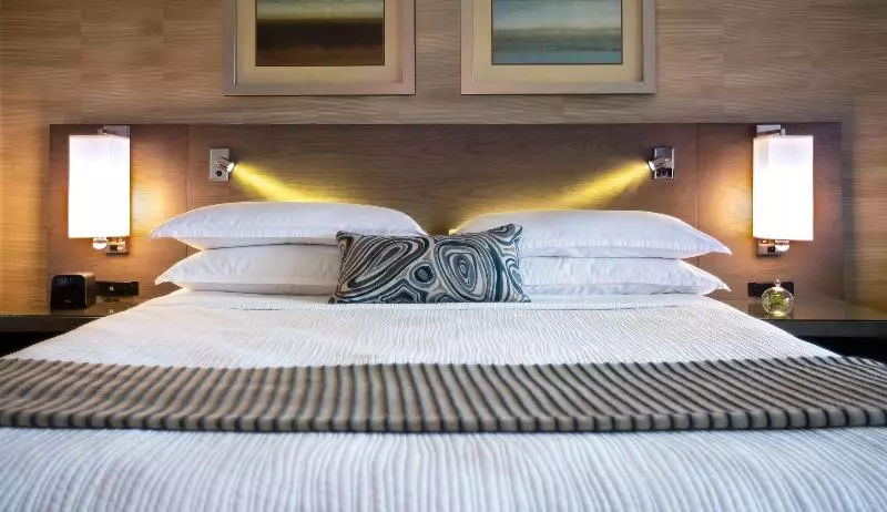 اتاق استاندارد با چشم‌انداز باغ, West Beach Inn, A Coast