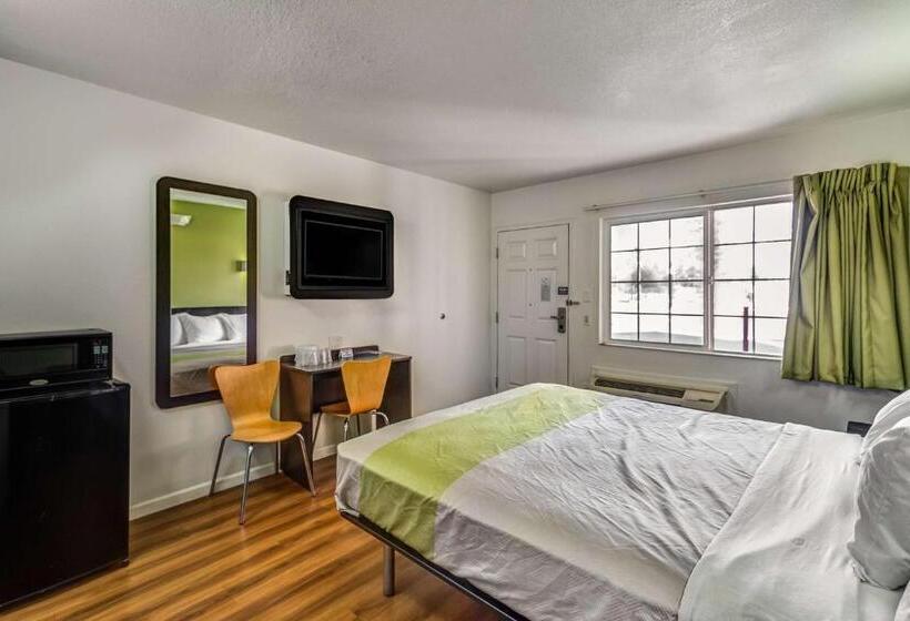 غرفة ديلوكس, Motel 6visalia, Ca