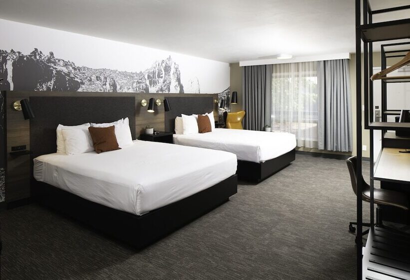 Family Suite, Waypoint