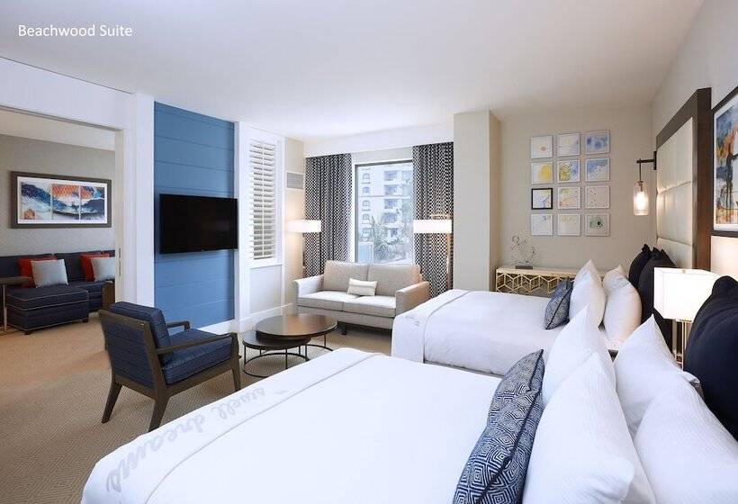 Family Suite, The Waterfront Beach Resort, A Hilton