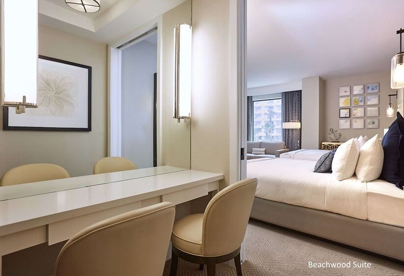 패밀리 스위트, The Waterfront Beach Resort, A Hilton