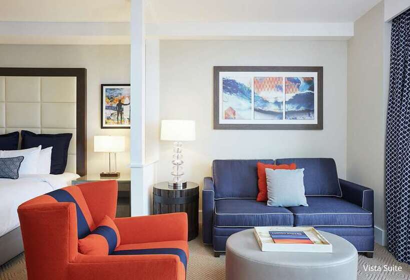 Номер Стандарт, The Waterfront Beach Resort, A Hilton