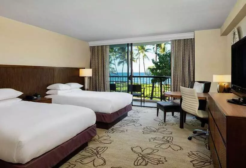 اتاق استاندارد با چشم‌انداز دریا, The Waterfront Beach Resort, A Hilton