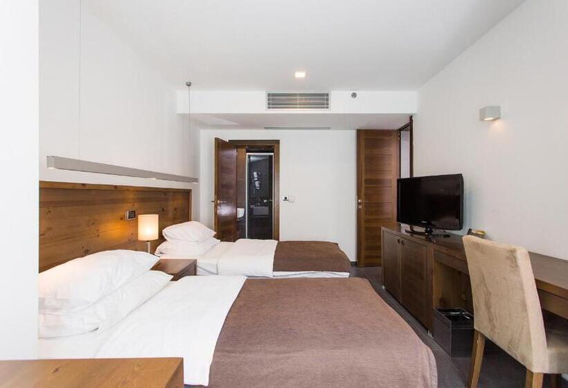 패밀리 스위트, Avala Resort & Villas