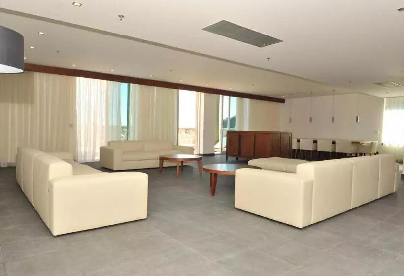 سوییت, Avala Resort & Villas