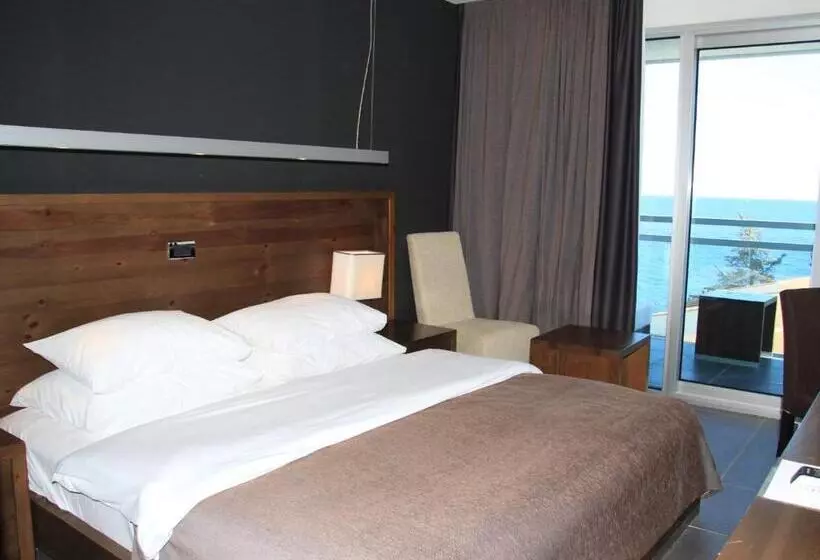 اتاق استاندارد با چشم‌انداز دریا, Avala Resort & Villas