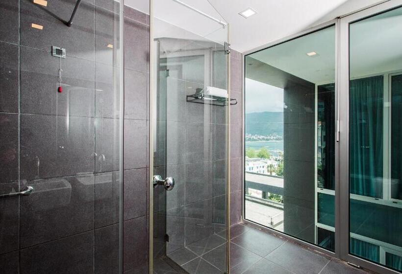 펜트하우스 스위트, Avala Resort & Villas