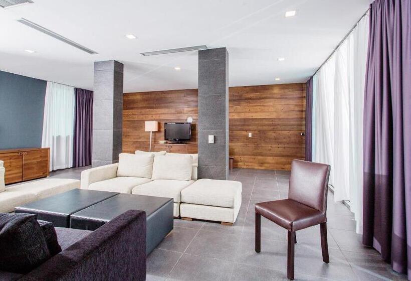 펜트하우스 스위트, Avala Resort & Villas