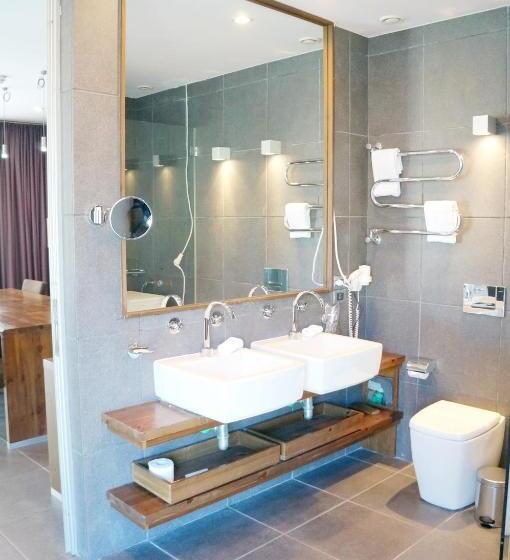 펜트하우스 스위트, Avala Resort & Villas