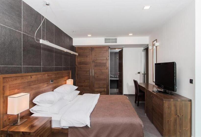 펜트하우스 스위트, Avala Resort & Villas