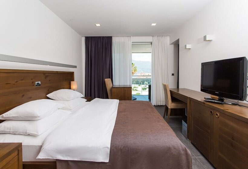 수피리어 룸, Avala Resort & Villas