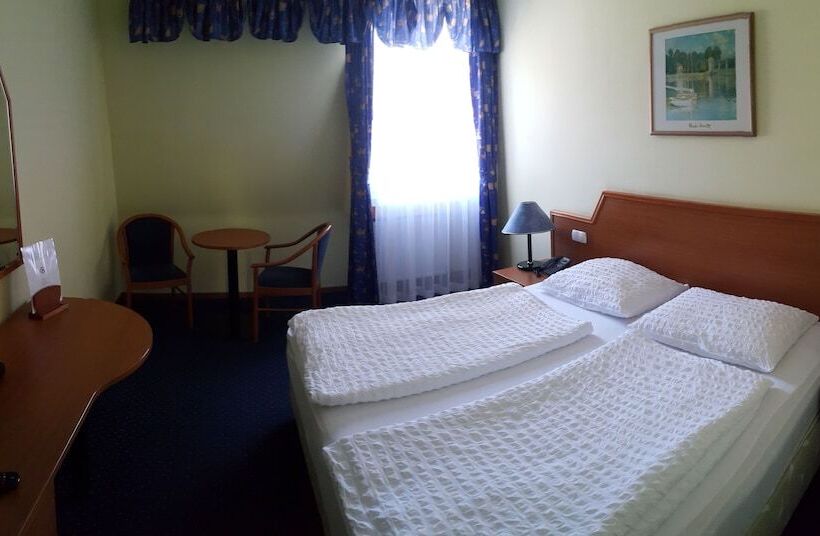 ベーシックルーム, Alpina