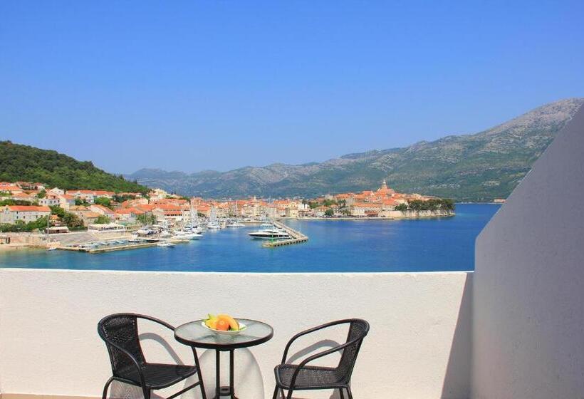 Superior suite with balcony, Aminess Liburna